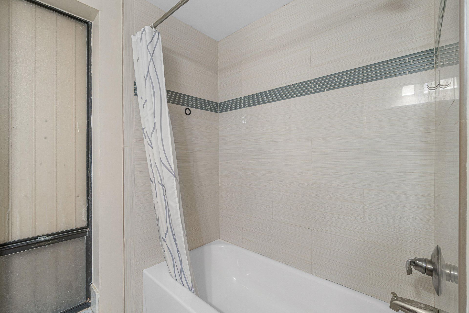 6850 NW 2nd Avenue, Unit 18, Boca Raton, FL 33487 Photo