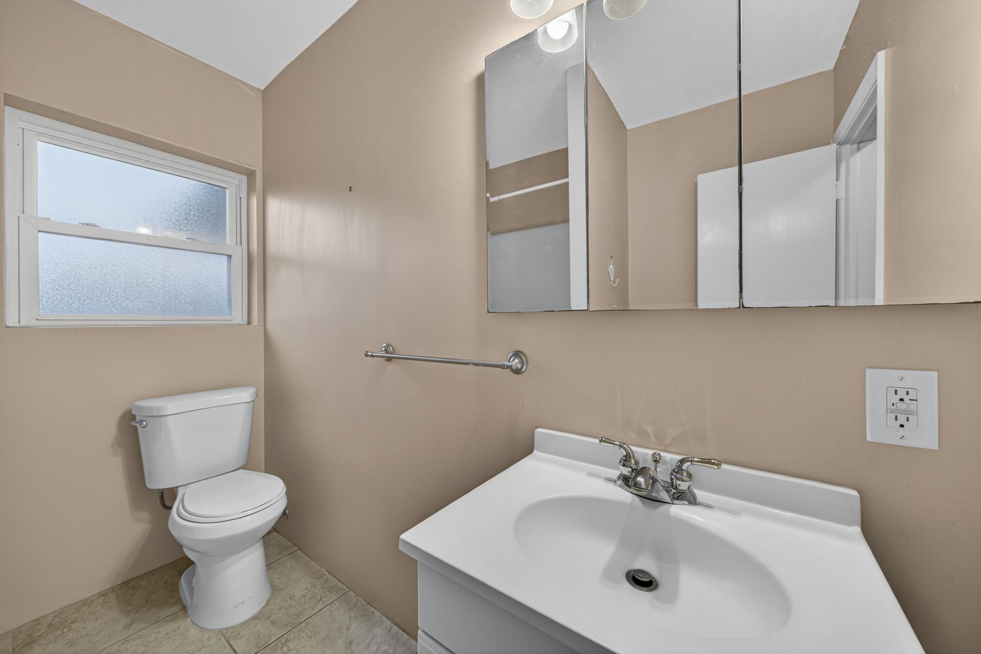 2750 SE 3rd Street, Pompano Beach, FL 33062 Photo