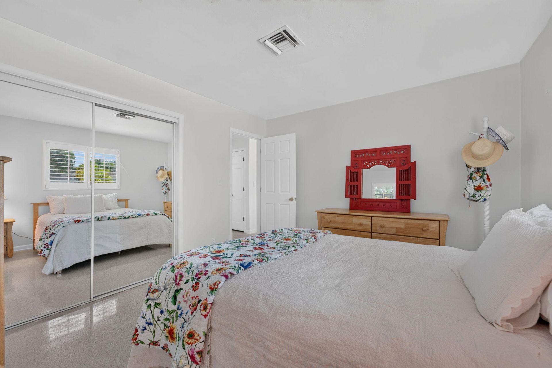 4711 NE 18th Terrace, Fort Lauderdale, FL 33308 Photo