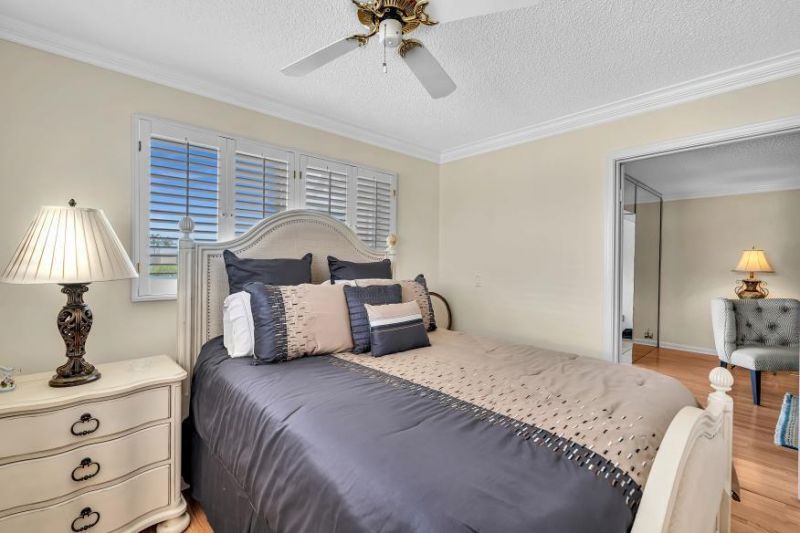 14 Colonial Club Drive, Unit 300, Boynton Beach, FL 33435 Photo