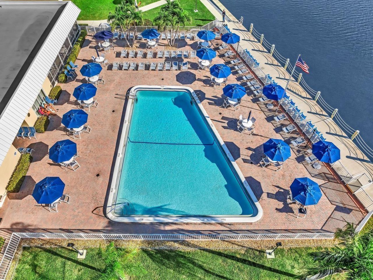 14 Colonial Club Drive, Unit 300, Boynton Beach, FL 33435 Photo