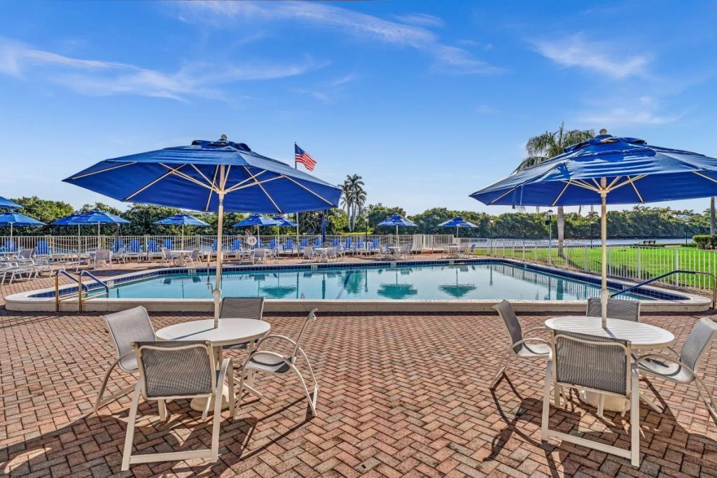14 Colonial Club Drive, Unit 300, Boynton Beach, FL 33435 Photo