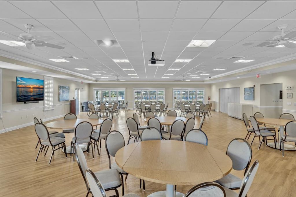 14 Colonial Club Drive, Unit 300, Boynton Beach, FL 33435 Photo