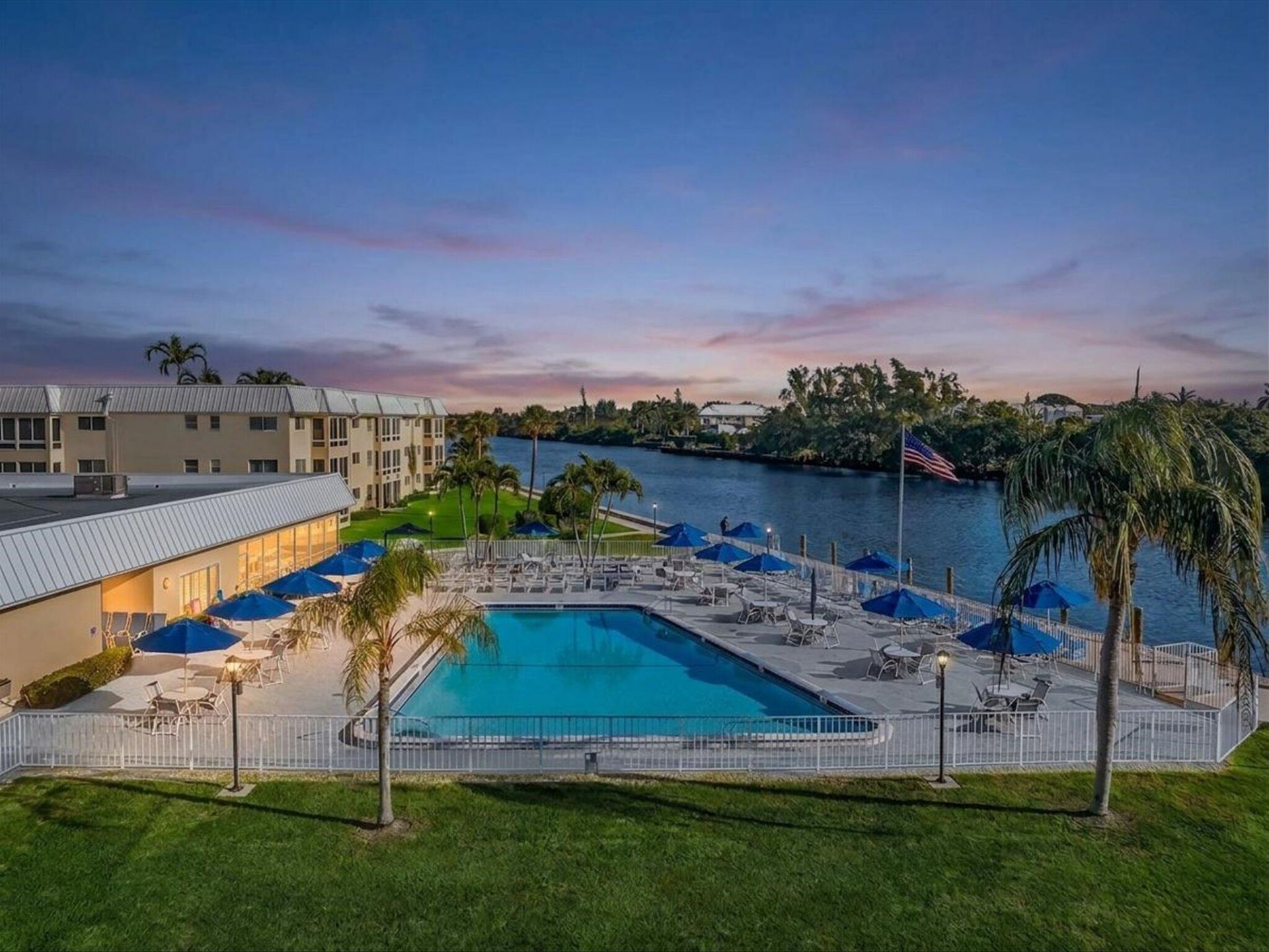 14 Colonial Club Drive, Unit 300, Boynton Beach, FL 33435 Photo