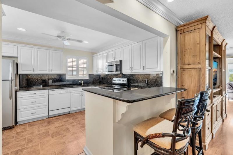 14 Colonial Club Drive, Unit 300, Boynton Beach, FL 33435 Photo
