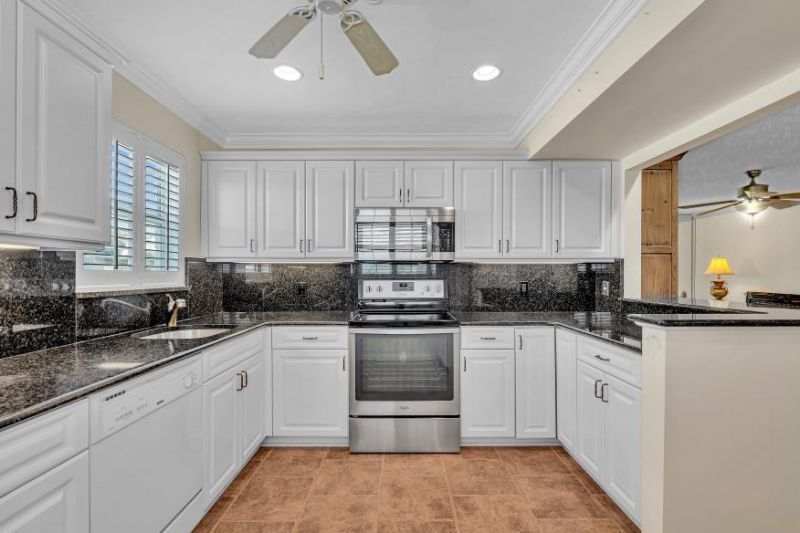 14 Colonial Club Drive, Unit 300, Boynton Beach, FL 33435 Photo