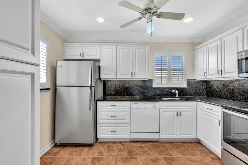 14 Colonial Club Drive, Unit 300, Boynton Beach, FL 33435 Photo