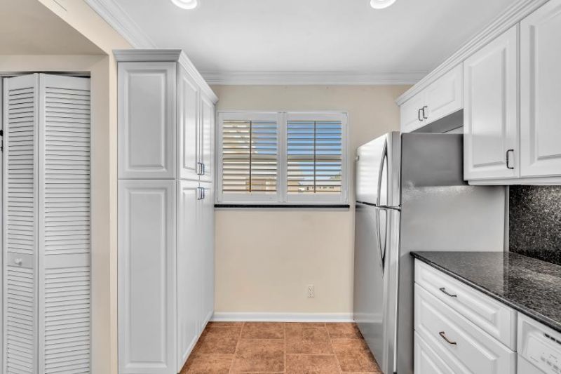 14 Colonial Club Drive, Unit 300, Boynton Beach, FL 33435 Photo
