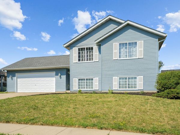 1270 Pine Ridge Drive NE, Pine Island, MN 55963
