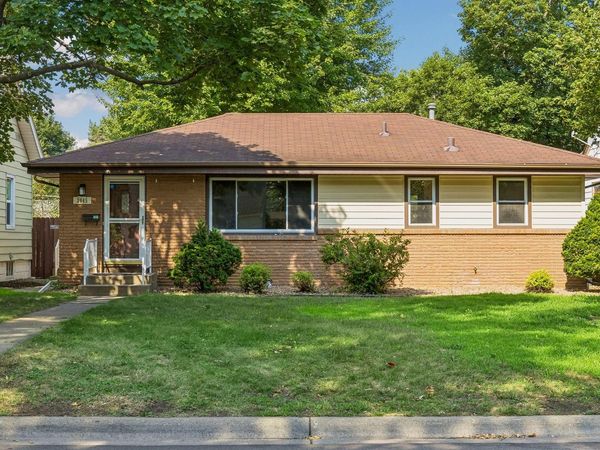 3845 Vera Cruz Avenue N, Robbinsdale, MN 55422