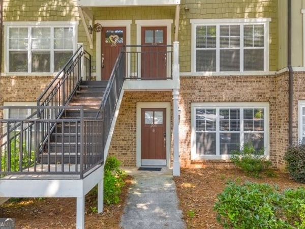 490 Barnett Shoals Road, Unit 205, Athens, GA 30605