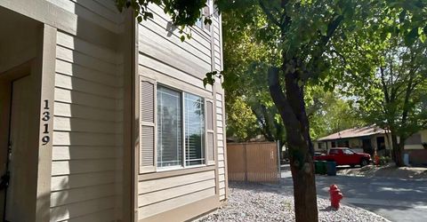 1319 Powell Lane, Reno, NV 89502 Photo