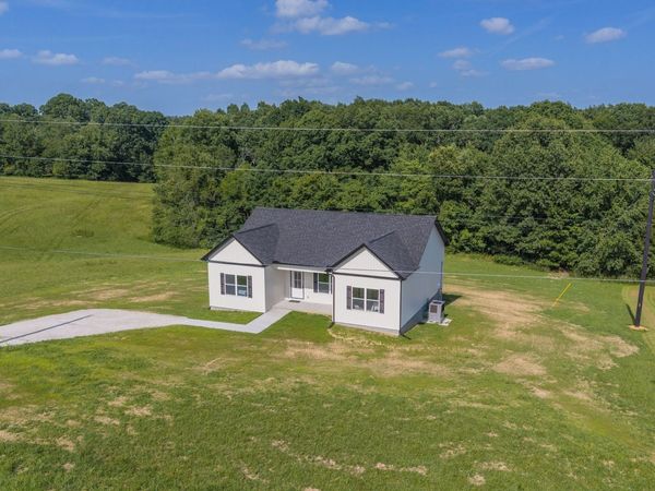 831 Wells Road , Dickson, TN 37055