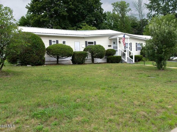 309 Ash Street, Corinth, NY 12822