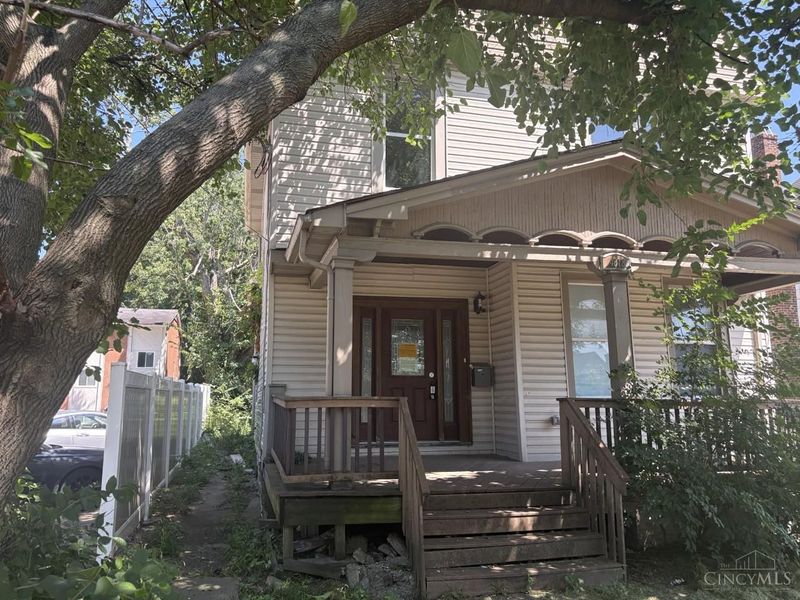 4818 Section Avenue, Cincinnati, OH 45212 Photo 2