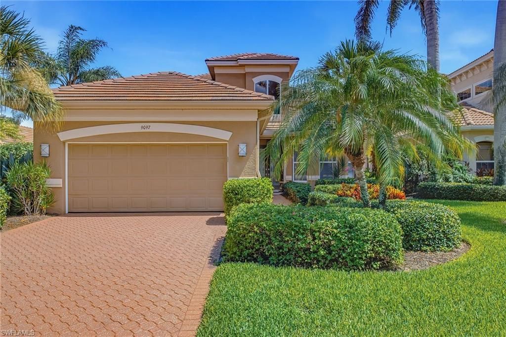 9097 Troon Lakes Dr, Naples, FL 34109 Photo
