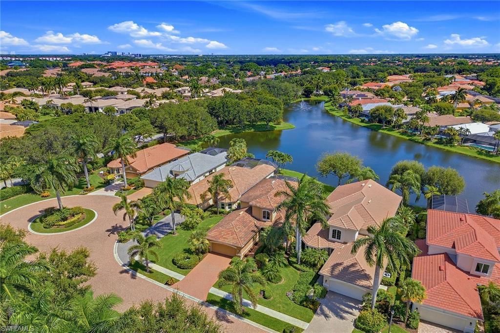 9097 Troon Lakes Dr, Naples, FL 34109 Photo