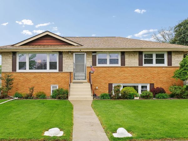 7730 S OCTAVIA Avenue , Bridgeview, IL 60455