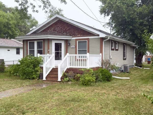 1610 Poplar Street , Ottawa, IL 61350