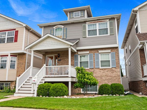 6216 W 60th Street , Chicago, IL 60638