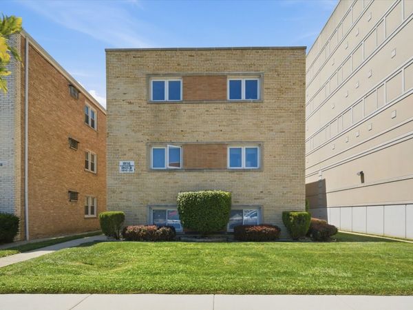 3326 Grove Avenue , Unit 6, Berwyn, IL 60402