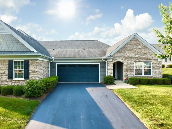 171 Briarwood Drive , Mount Vernon, OH 43050