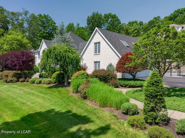 550 Lantern Hill Road, Shavertown, PA 18708
