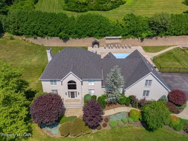 550 Lantern Hill Road, Shavertown, PA 18708