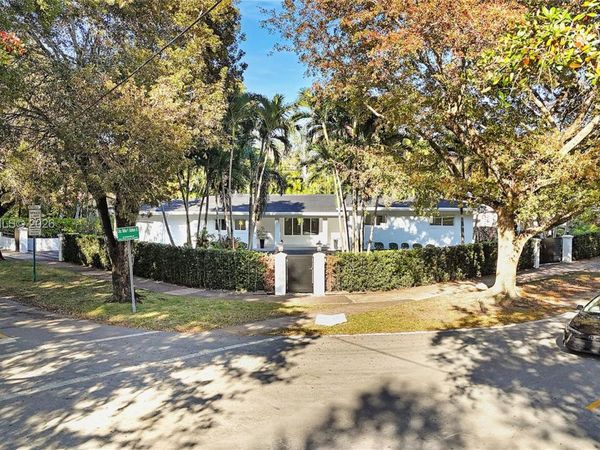 711 Sunset Rd , Unit 711, Coral Gables, FL 33143