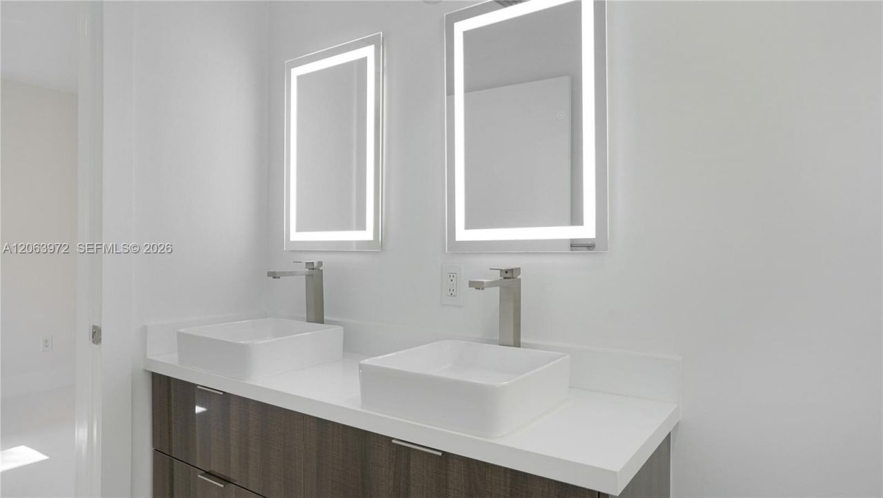 711 Sunset Rd , Unit 711, Coral Gables, FL 33143 Photo