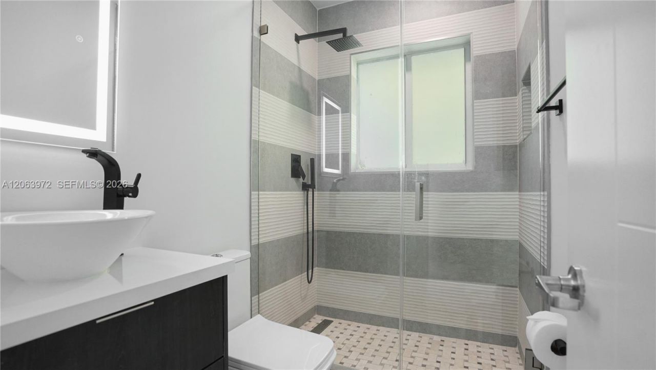 711 Sunset Rd , Unit 711, Coral Gables, FL 33143 Photo