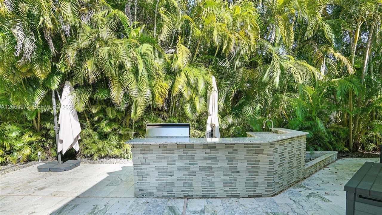 711 Sunset Rd , Unit 711, Coral Gables, FL 33143 Photo