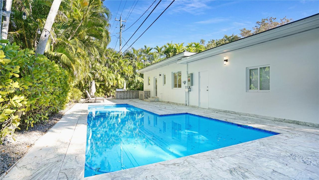 711 Sunset Rd , Unit 711, Coral Gables, FL 33143 Photo
