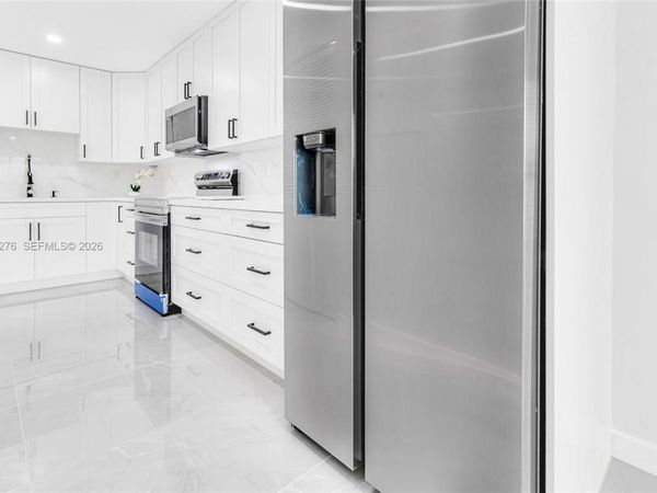 8957 NW 44th Ct , Sunrise, FL 33351