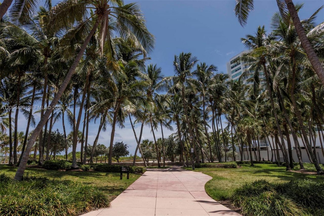 7326 Collins Ave, Unit 108, Miami Beach, FL 33141 Photo