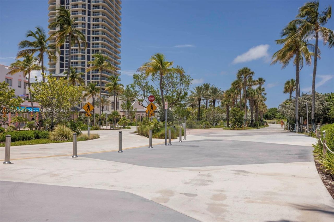 7326 Collins Ave, Unit 108, Miami Beach, FL 33141 Photo