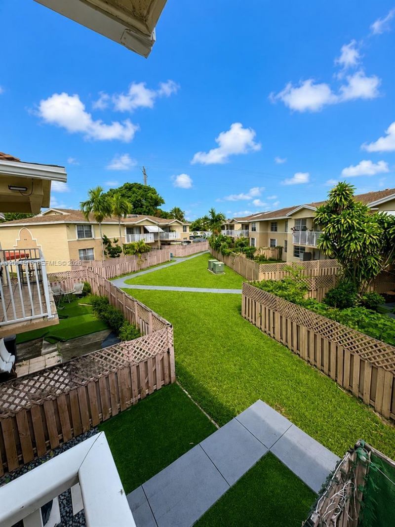 4450 NW 79th Ave , Unit 2B, Doral, FL 33166 Photo