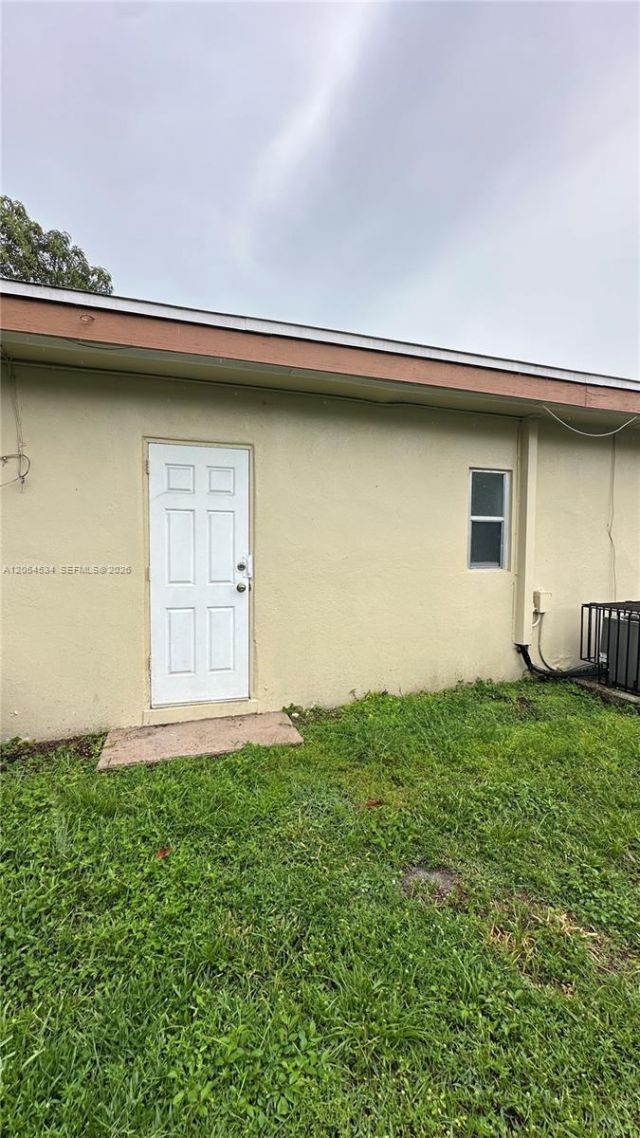 414 NW 15th Way, Unit A, Fort Lauderdale, FL 33311 Photo