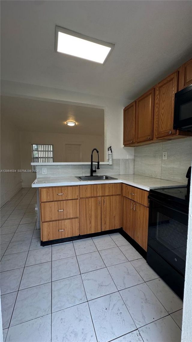 414 NW 15th Way, Unit A, Fort Lauderdale, FL 33311 Photo