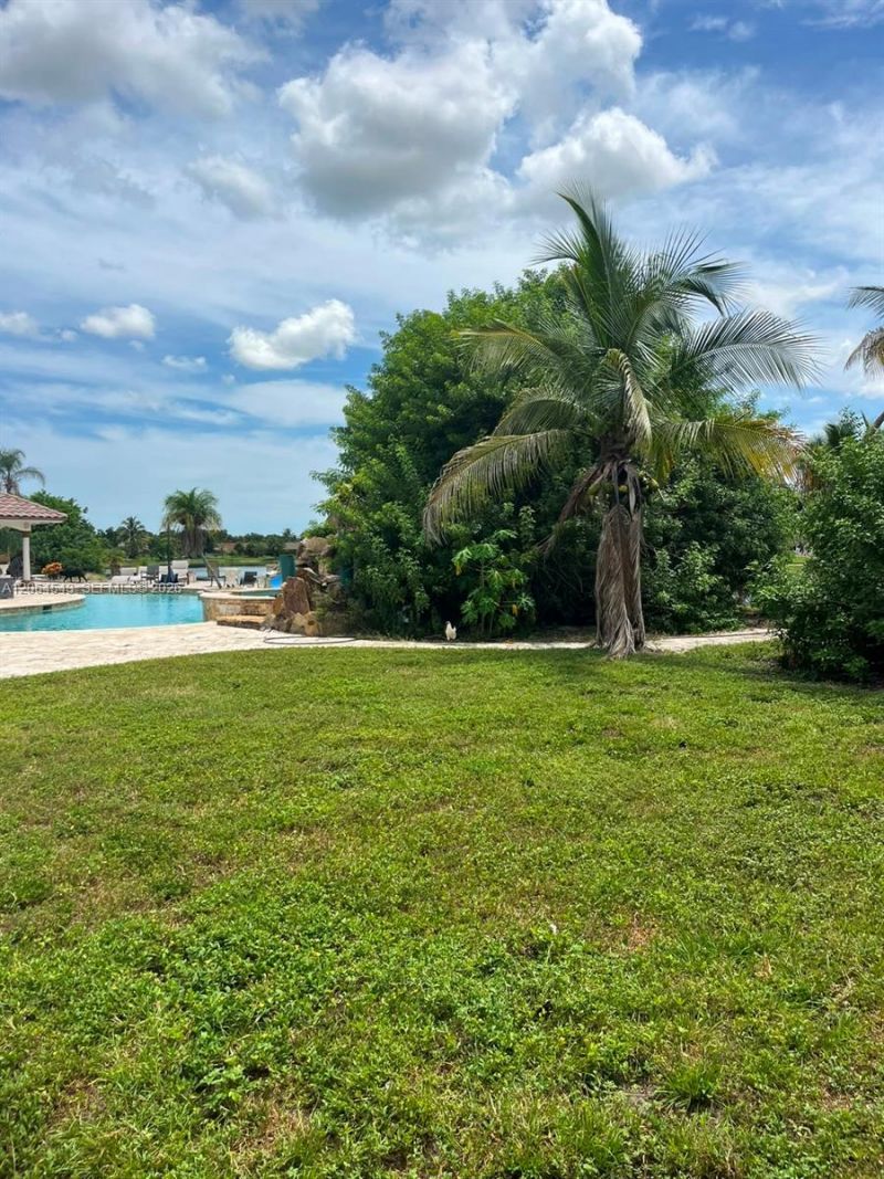 7248 NW 48th Ct, Lauderhill, FL 33319 Photo