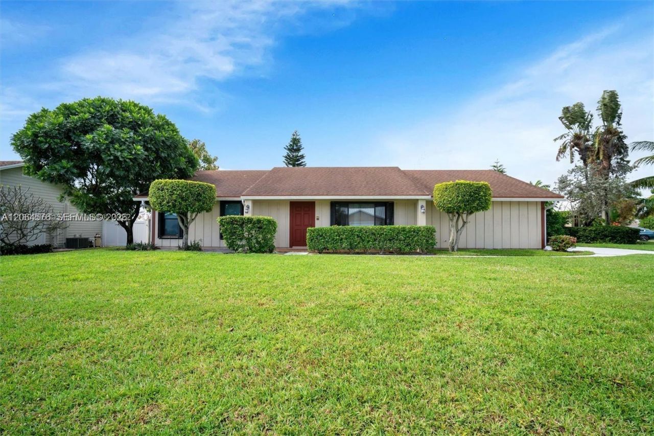372 NW 35th Pl, Boca Raton, FL 33431 Photo