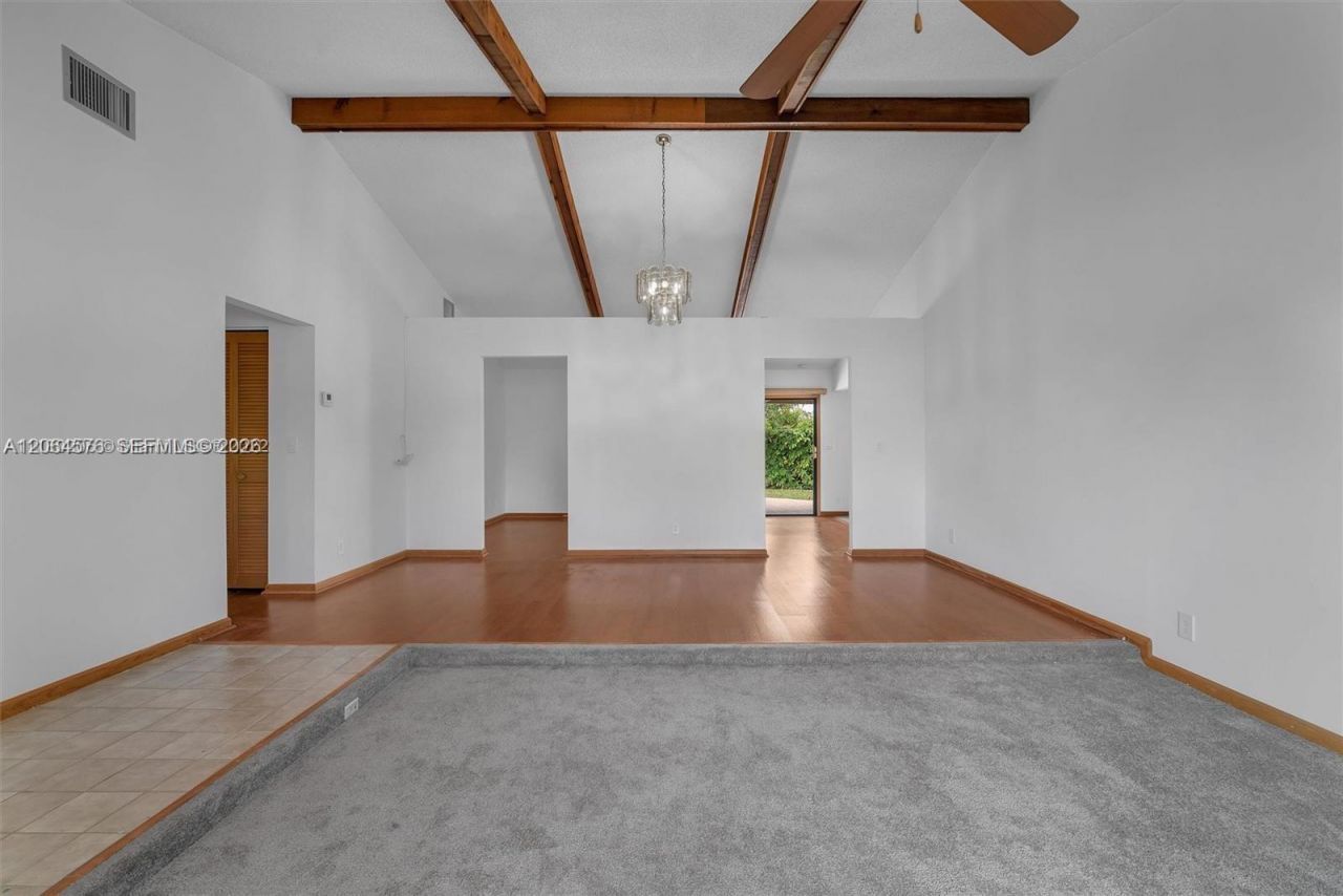372 NW 35th Pl, Boca Raton, FL 33431 Photo