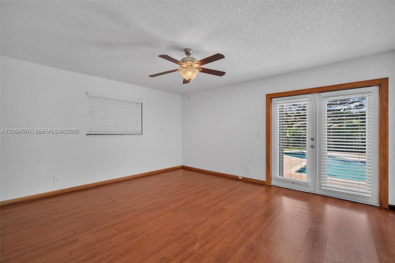 372 NW 35th Pl, Boca Raton, FL 33431 Photo