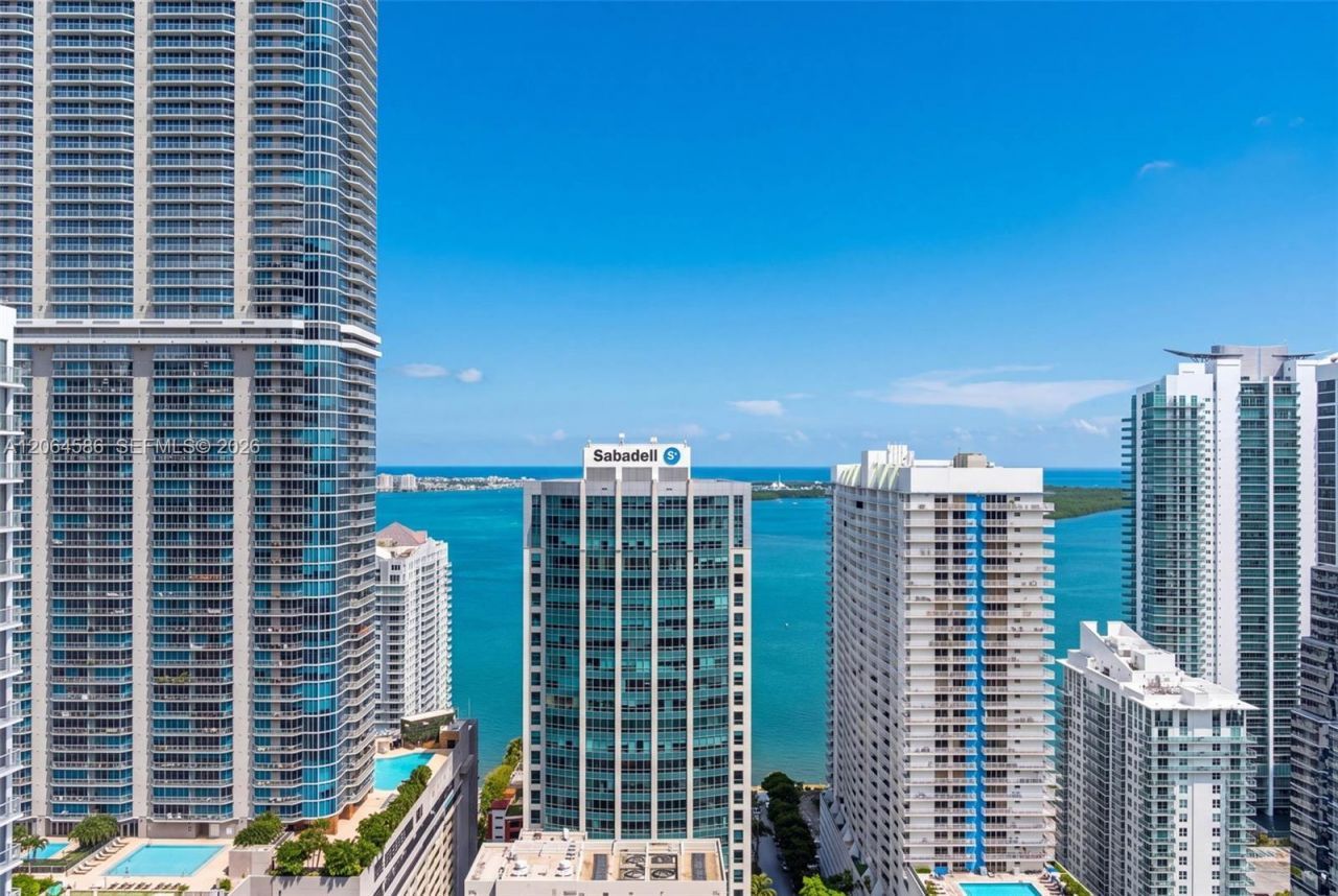 1080 Brickell Ave, Unit 3902, Miami, FL 33131 Photo