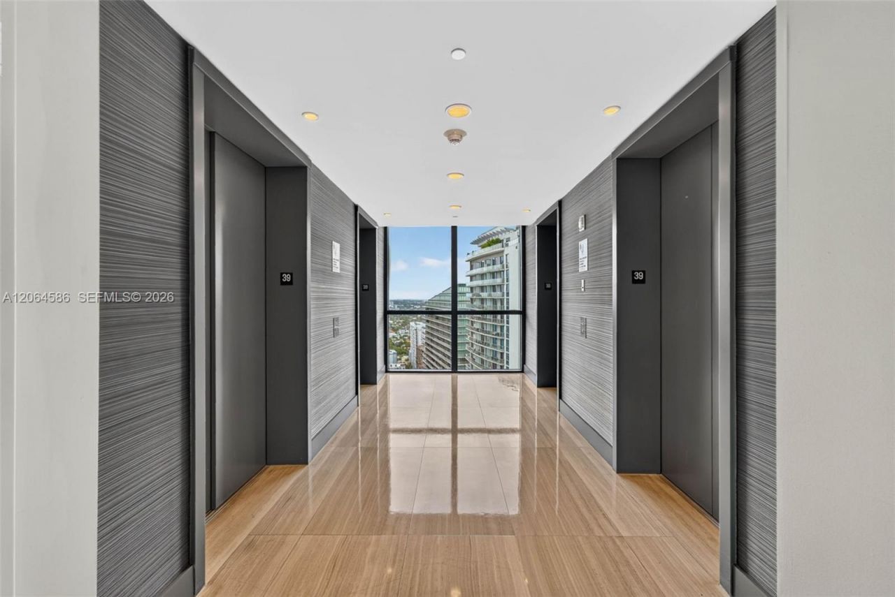 1080 Brickell Ave, Unit 3902, Miami, FL 33131 Photo