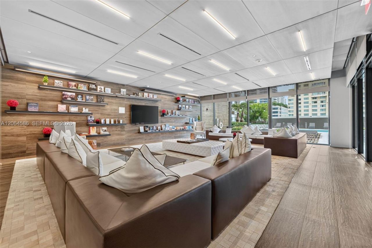 1080 Brickell Ave, Unit 3902, Miami, FL 33131 Photo