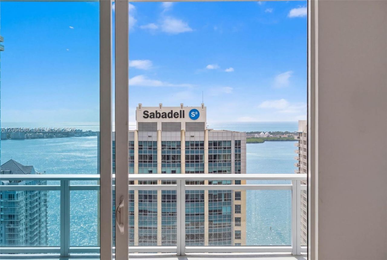 1080 Brickell Ave, Unit 3902, Miami, FL 33131 Photo