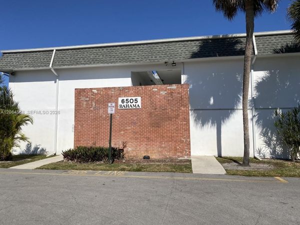 6505 Winfield Blvd , Unit B-19, Margate, FL 33063