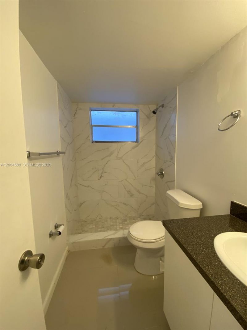 6505 Winfield Blvd , Unit B-19, Margate, FL 33063 Photo