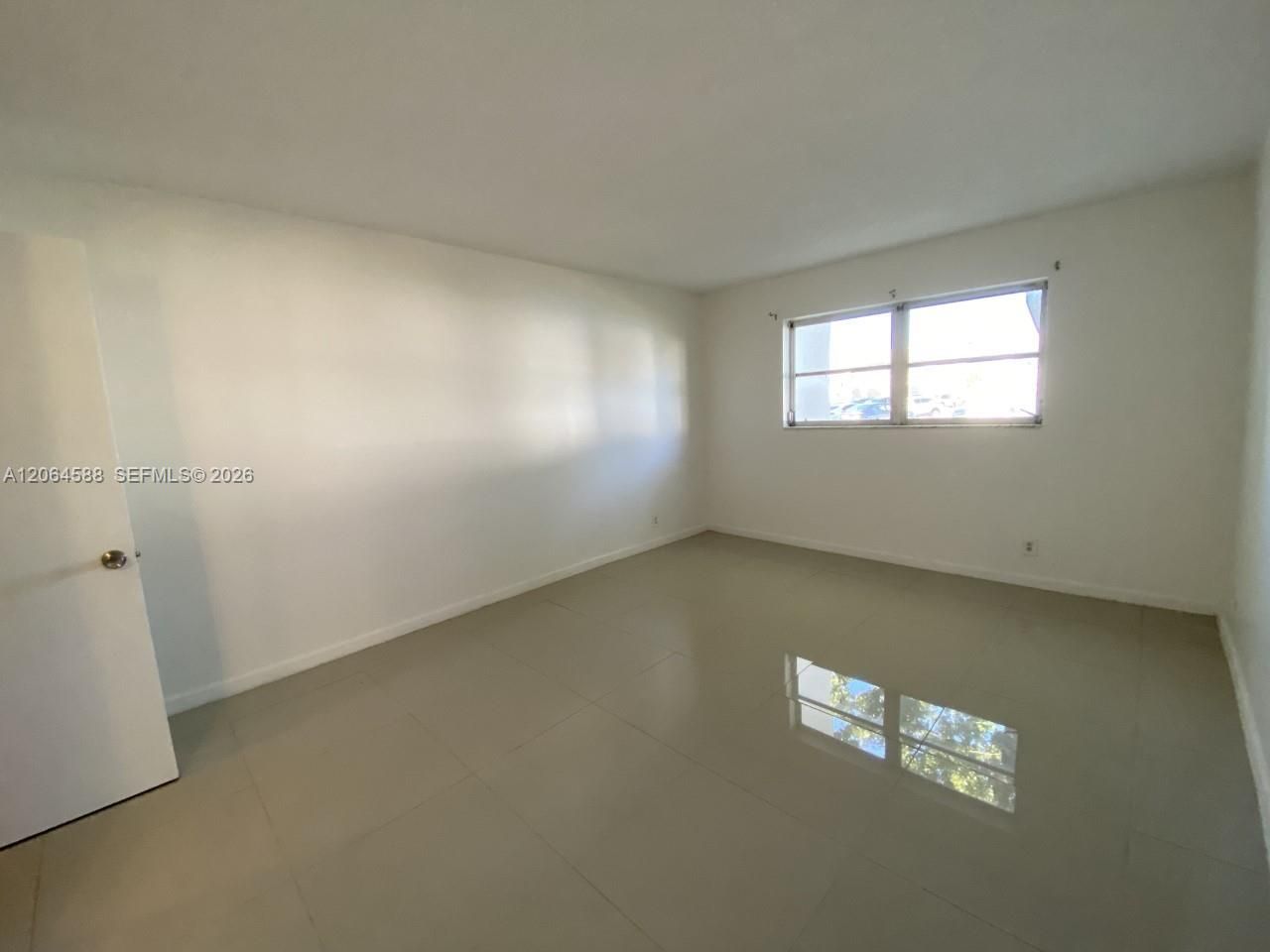 6505 Winfield Blvd , Unit B-19, Margate, FL 33063 Photo